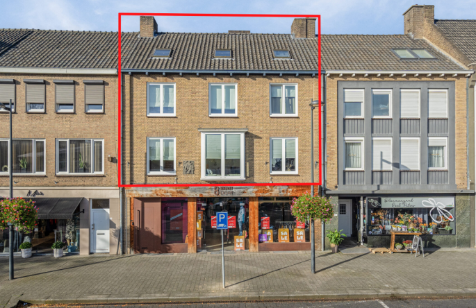 Markt 8 a, 6191 JG, Beek