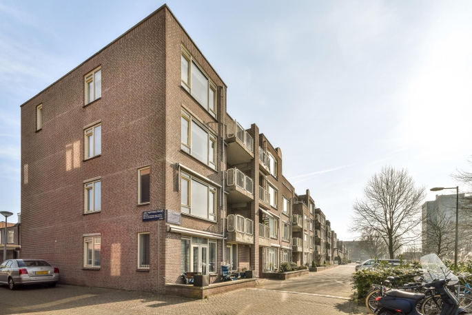 Ernst Cahnsingel 43, 1069 PX, Amsterdam